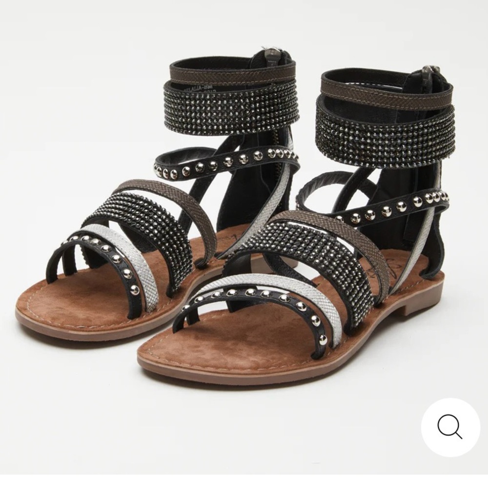 Summer must have: Azura Style: Belalia gladiator style sandal.